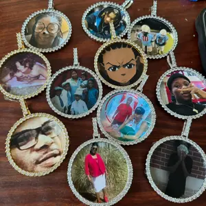 [Custom Hip-Hop Man Photo Pendant] Large Solid Frame Custom Photo Pendant Necklace - Copper Base with Synthetic Zirconia