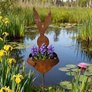 Rusted Metal Rabbit Garden Stake, Vintage Easter Garden Decorative Rabbit-Shaped Planter, Suitable for Outdoor Yard Lawn Terrace, Spring Garden Decoration, Easter Decor, Garden Accessories, 35.23-inch