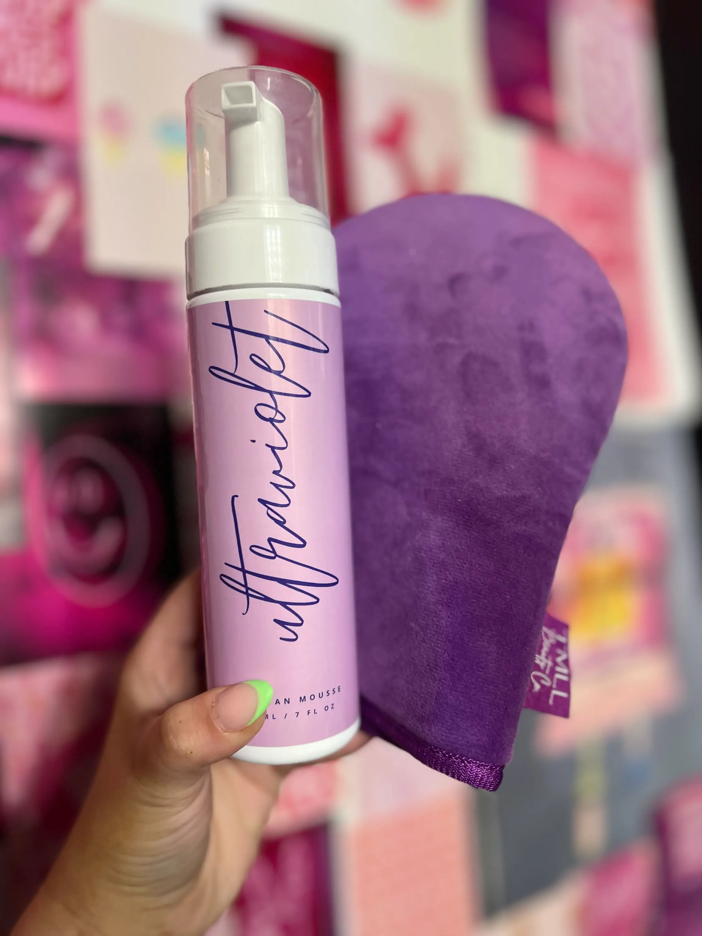 Leather & Lace Ultra Violet Self-Tanning Mousse - Moisturizing Self Tan Foam with Rose Hip & Sunflower Oil for a Flawless Smooth Tanning Glow, Vegan & Long-Lasting, for All Skin Tones Including Olive, Streak Free, Bronze Glow, Moisturizer, Moisturizing Bo