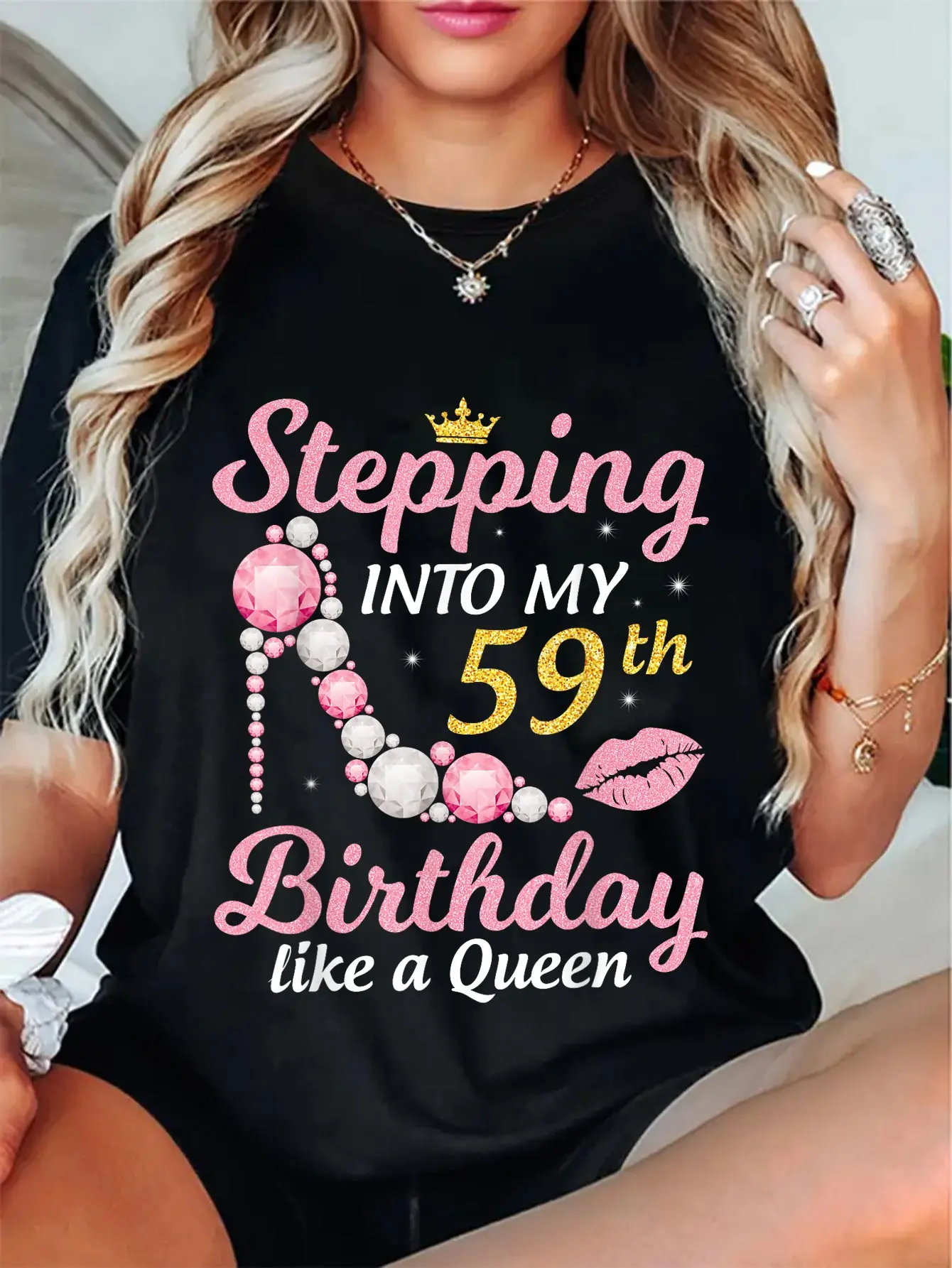 100% Cotton Stepping Into My 59th Birthday Like A Queen Happy To Me Mom T-Shirt
