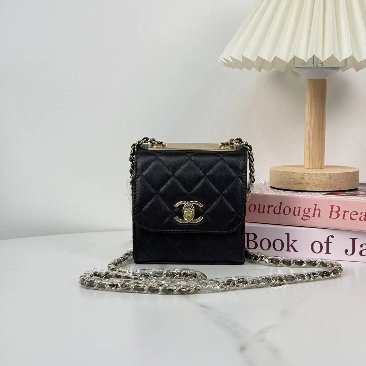 Pre-owned CHANEL Lambskin Trendy CC Micro Clutch w/ Chain