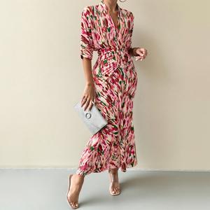 Elegant Boho Maxi Dress for Women Batwing Sleeve Deep V Neck Flowy Fit Fishtail Hem Summer Printed Dress Feminine Style Breathable Fabric Ideal for Daytime Events Vacations Casual Chic Drape Skirt - Earrings