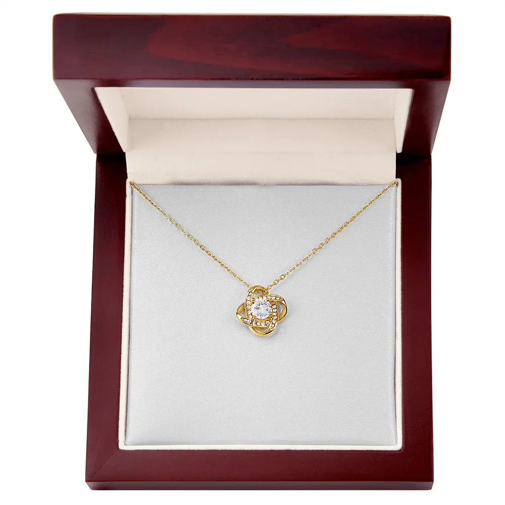 18K Yellow Gold Finish / Luxury Box