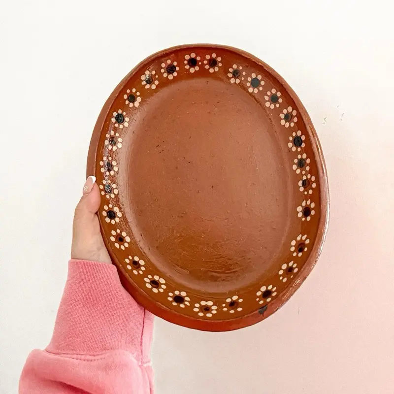 Oval Barro Traditional Dinner Plate Clay Rustic Design for Home & Special Occasions Enhances Dining Experience Dish