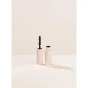 Perfect Strokes Universal Volumizing Mascara Mini