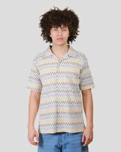 Brooklyn Cloth Zig Zag Knit Camp Collar Shirt, Lightweight Retro Pattern Resort Collar Button Up, Short Sleeve Relaxed Fit, Aqua Gray/Sand, Small to Large