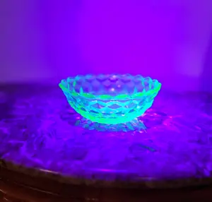 Vintage 4" Jeannette Glass No. 3200 Cube Green Uranium Berry Bowl - 1930s Depression Glass