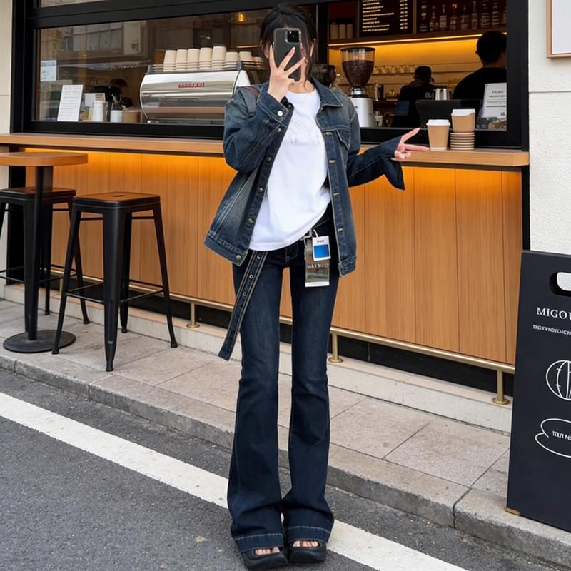 Women's Flattering Bootcut Denim Jeans High-Waisted Slim-Fit Stretchy Fabric Adjustable Belted Waist Leg-Lengthening Silhouette No-Gap Waist for Daily Errands Date Night Casual Chic Outfits