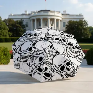 Skull Print Umbrella, portable and foldable design, 8 ribs, a casual accessory for Halloween, Christmas, and birthday gifts. Y251203294, Foldable Windproof Rainproof Umbrella