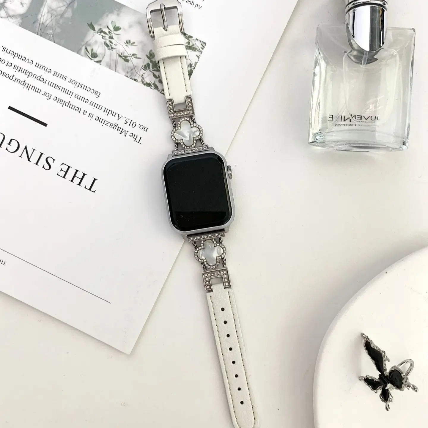 White + Silver Four-Leaf Clover