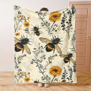 Vintage Watercolor Bee & Floral Flannel Blanket, Ultra-Soft Plush Throw with Realistic Bee & Sunflower Print, Cozy Warm Fleece Blanket for Couch Bed Sofa, Perfect Nature Lover Home Decor & Gift, All-Season Comfort