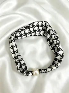 New Pearl Necklace Magnetic Clasp Small Scarf, Neck Protector, Lockbone Tie, Thin Scarf, Fashionable and Versatile, Stylish Accessory