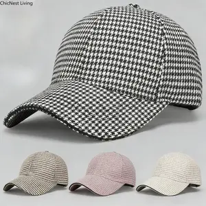 Spring/Summer casual houndstooth baseball cap, sun-shading baseball cap, stylish baseball cap suitable for all seasons, including autumn and winter.