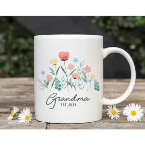 Promoted To Grandma Wildflower Mug, Promoted To Grandpa Mug Est 2023, Grandparent Pregnancy Announcement Mug New Grandparent Gifts, Nanny, Nana, Papa Gift, First-Time Grandma Gift Mothers Day