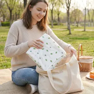 Printed Bamboo Fiber Blanket, Summer Cool Cover, Breathable Soft Comfort, Cute Print Pattern, 120cm X 120cm