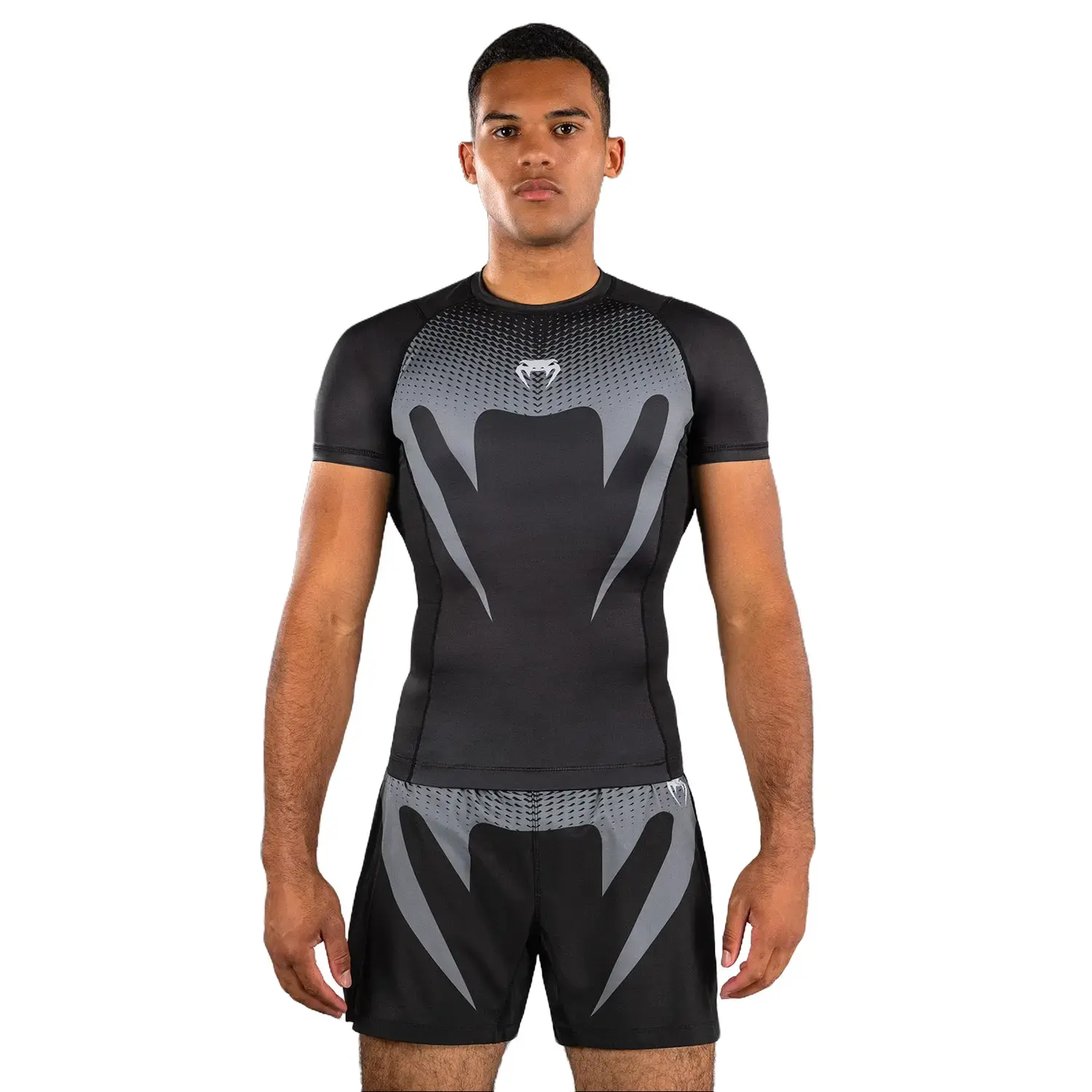 Venum No-Gi IBJJF Approved Men's Rashguard, Long-Sleeve Compression Workout Top for Jiu-Jitsu & MMA, Black/Silver Grey, Workout Rash Guard, Activewear Men's Rashguards, Body-Fit Men's Rashguards