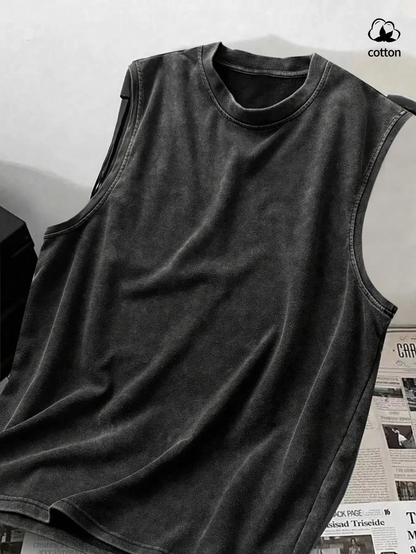 Men's sleeveless T-shirt, washed and distressed Vintage fashion brand printed vest, sleeveless vest top, sports and casual vest round-neck crewneck top, fashionable casual street style, Long Plain Menswear, Streetwear