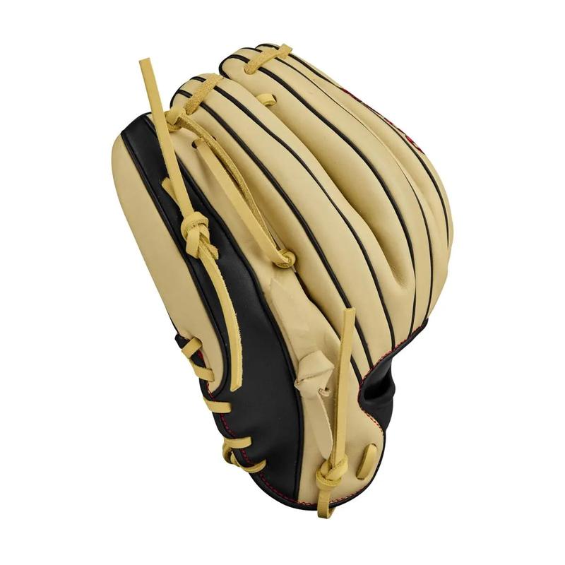 Wilson A900 11 1/2" Infielder's Baseball Glove WBW102570115