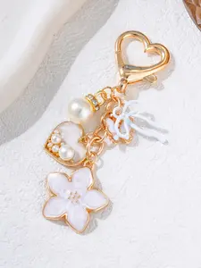 Women's Elegant Floral Design Enamel Keychain, Floral Pattern Keychain, Butterfly & Heart Pearl Pendant, Ideal for Bags, Casual Style Accessory