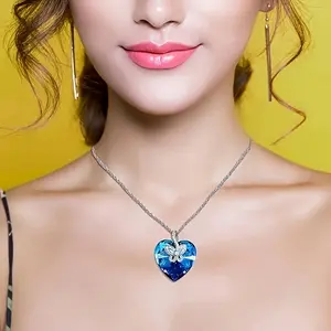 Women'S Heart-Shaped Pendant Necklace with Butterfly Pendant Necklace, a Gift for Girlfriend Mother And Daughter