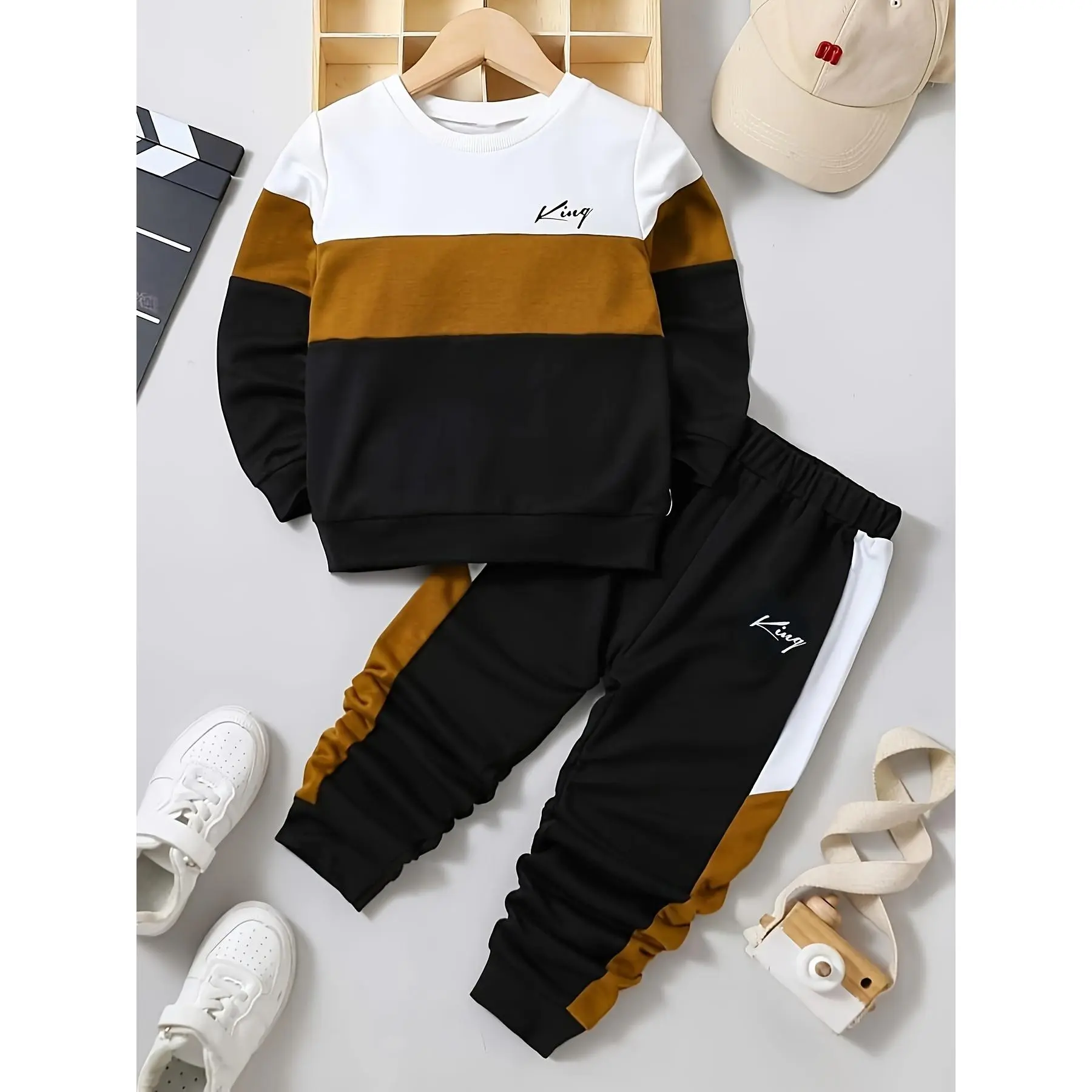 NewYoungsters's 1-8 Years Old Autumn and Winter Three-color Spliced Long Sleeve Sweater and Pants Set, Perfect for Outdoor
