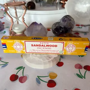 Pack of Sandalwood Incense Sticks – Sacred Calm, Spiritual Purification & Divine Connection