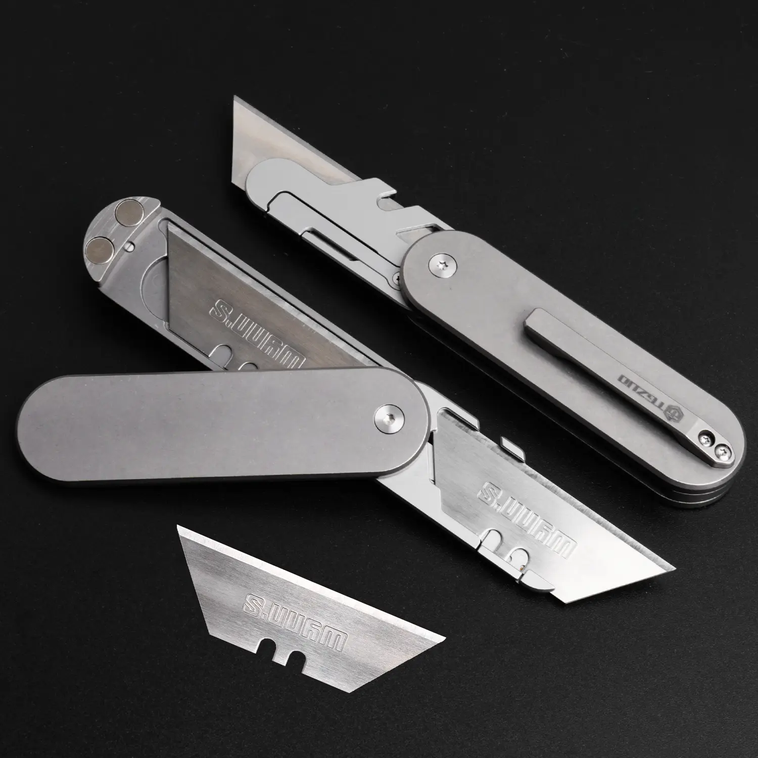 Titanium Alloy EDC Pocket Utility Knife - Magnetic Opening, Flipper, Clip, Mini Box Cutter with 12pcs Carbon Steel Blades for Outdoor Use