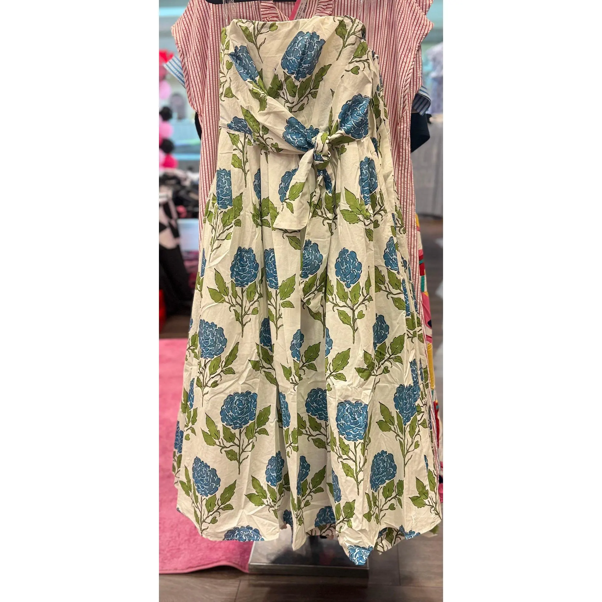 ENTRO blue floral strapless dress