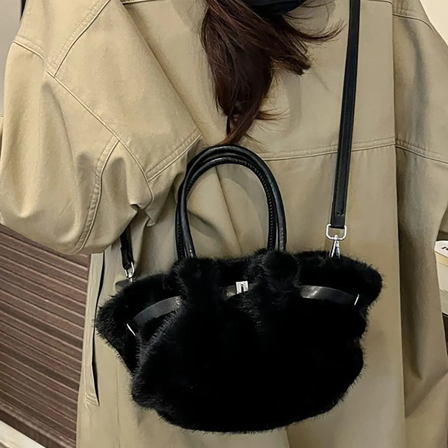 Women's Plush Bucket Bag, Commuter Fashion Trend Fall Winter New