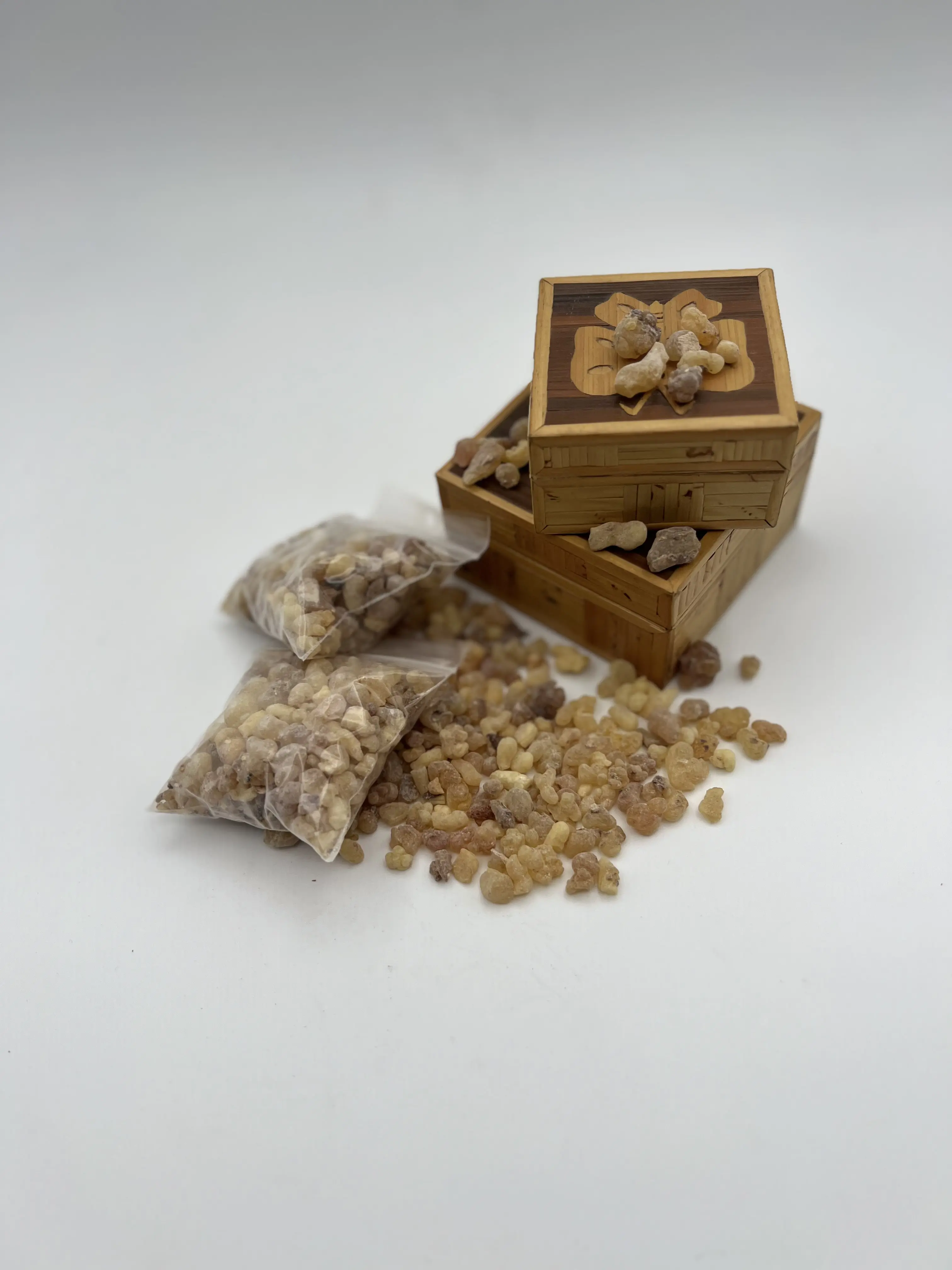 Oman Frankincense Rocks, Aromatherapy Incense for Home Fragrance Oman Frankincense Rocks, Aromatherapy Incense for Home Fragrance