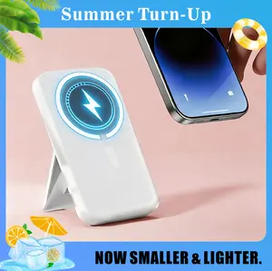 Father’s Day gift: white 10,000 mAh magnetic power bank with an LED display screen, foldable wireless portable charger, includes a Type‑C cable, supports fast charging and Lightning input, made of lightweight silicone, can charge Android smartphones, comp