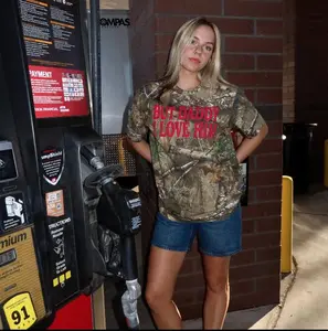 BDILH Realtree Vintage Pocket Camo Tee, Brown Tan Crewneck Retro T-Shirt, Made in USA Streetwear, Heritage Workwear Aesthetic, Utility Style