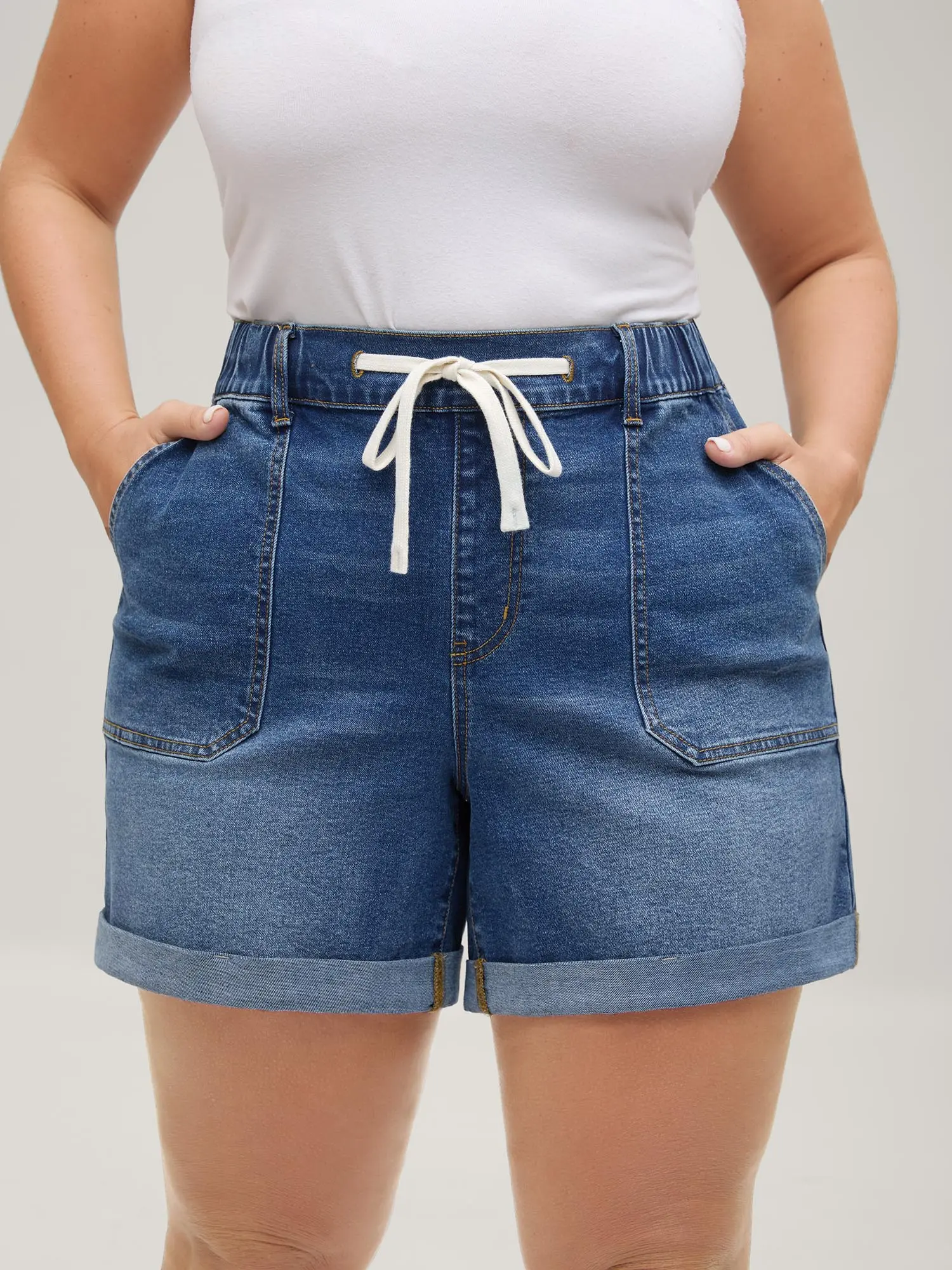 BLOOMCHIC Women's Plus Size Vintage Elastic Waist Drawstring Jean Shorts - Above Knee,Gentle Stretch,Pocketed Baggy Bottoms,M-6X Women's Clothes,Curvy Summer Vacation Outfits,Jean Shorts For Women,Summerfinds
