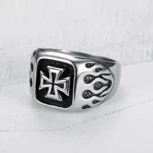 Flame Cross Ring, Hip Hop Punk Paladin Cross Totem Stainless Steel Men's Ring, Suitable for Daily, Party, Party, Various Occasions Fashion Matching Accessories