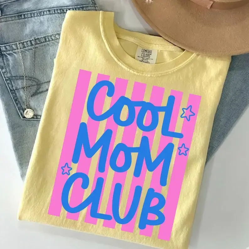 Comfort Colors Cool Moms Club Tshirt, Trendy Preppy Mama Aesthetic, Coquette Striped Mom Life Tee, Girly Dainty Mom T-Shirt
