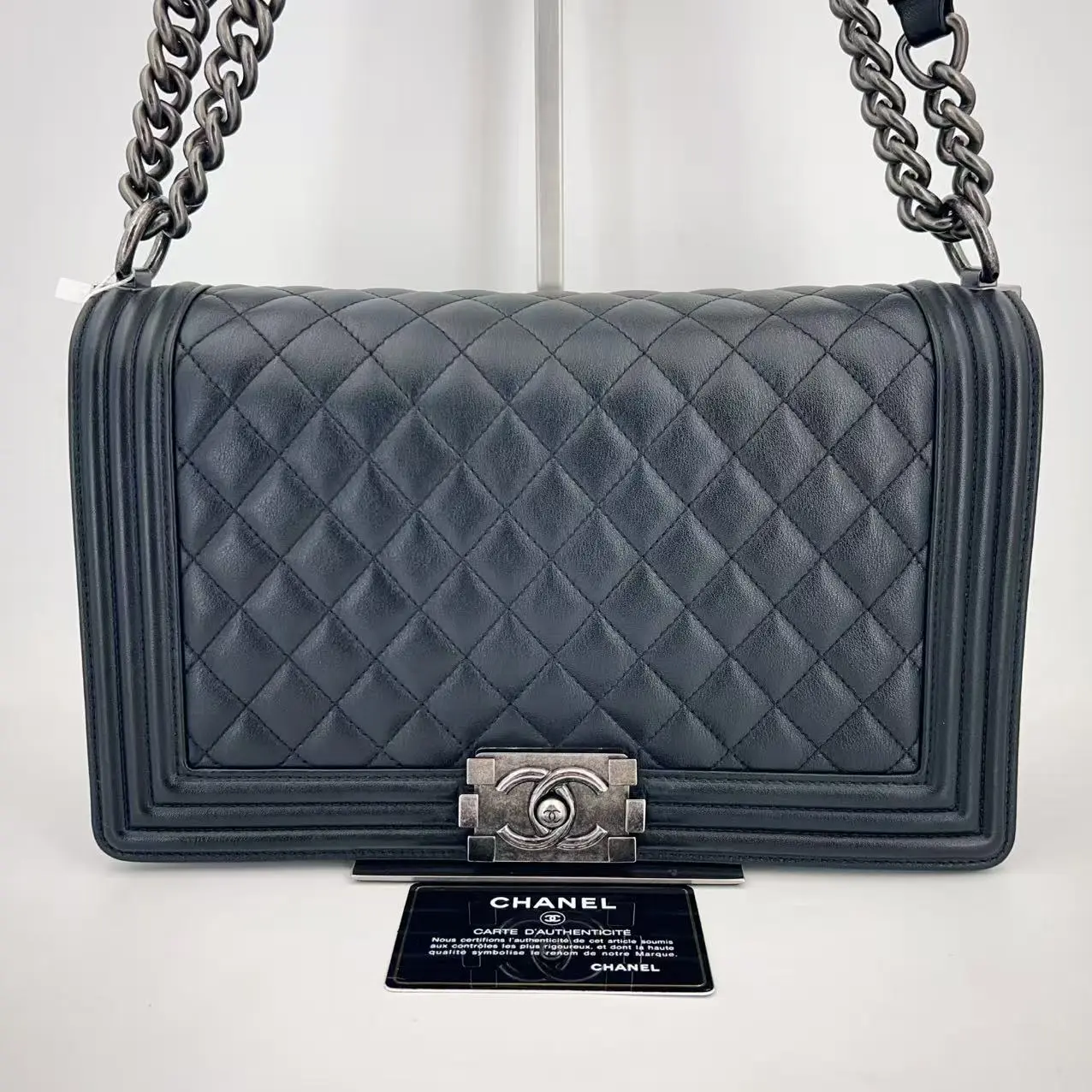 Pre-owned CHANEL leather Crossbody Bags Quilted Lambskin Boy Handbag
