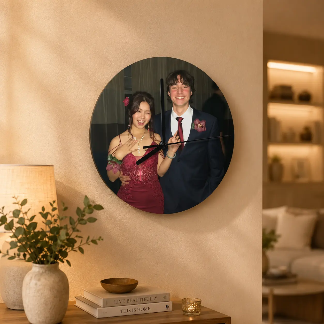 Custom wall clock with customizable patterns, suitable for bedrooms, studies, living rooms, dining rooms and other spaces as party supplies.