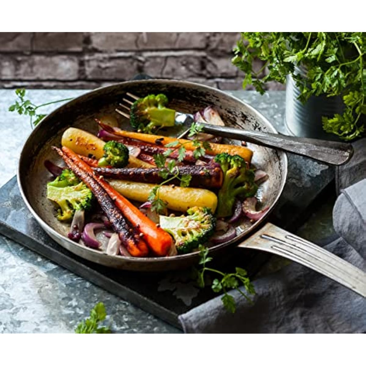 Rainbow Carrot Seeds for Planting  Packets 750 Seeds – Plant & Grow Rainbow Carrots in Home Outdoor Garden, Great Gardening Gift – 1 Packet