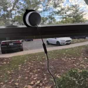 Product Review of Luna Window Camera for Home - 2K 2.4GHz Wifi, Indoor Glass-Mount Security Camera, Stick-On No-Drill Install, Clear Window View for Outdoor Monitoring, Color Night Vision Through Glass, Smart AI Motion Detection, Easy Setup for Home & Apartment from J**🇷