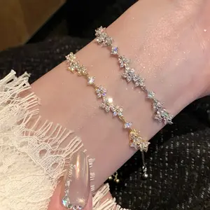 Sparkling Small Flower Zircon Pull Bracelet for Women, Cherry Blossom Inlaid with Diamonds, Ins Style, Niche Versatile High-End Accessories, Hand Jewelry