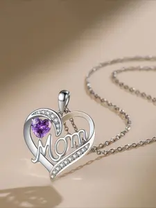 "Loving Mom" ​​Necklace: A simple, stylish, and unique pendant necklace for women—the perfect gift for Mom on Mother's Day, her birthday, or Valentine's Day. Versatile enough for various occasions and ideal for everyday wear.