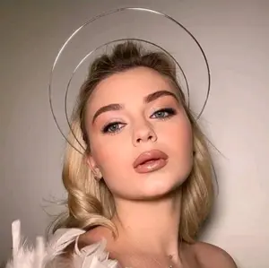 Female Gold-tone Halo Metal Headband for Festivals, Parties, Weddings, and Special Occasions