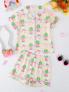 Girls' Cartoon Frog Princess Bow Tie Printed Sleepwear Set, Short Sleeve Button-Front Cardigan & Shorts, All-Season Fitted Casual Wear