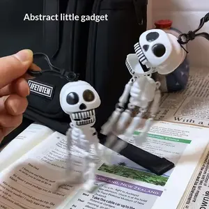 Halloween Skeleton Keychain, Pull String Terror Skull Pendant Toy, Halloween Decorative Skull Craft, Spooky Party Accessory