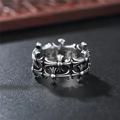 Nhẫn Chrome Heart Chế Tác Vàng TikTok Shop