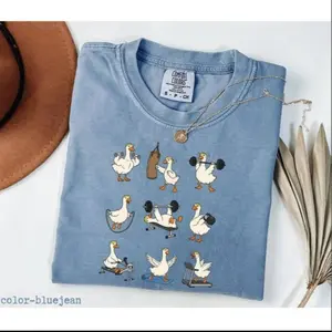 Comfort Colors Funny Goose Workout T-Shirt, Animal Gym Graphic Tee for Gym Lovers & Fitness Fans, Funny Silly Goose T-Shirt, Fitness Humor Tee