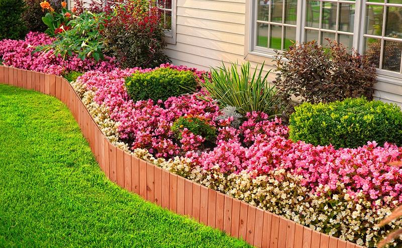 Yaheetech Garden Wooden Short Fence, 2/6pcs Outdoor Landscape Edging Flexible Decorative Border for Yard Patio Pathway Lawns Courtyard Maintenance