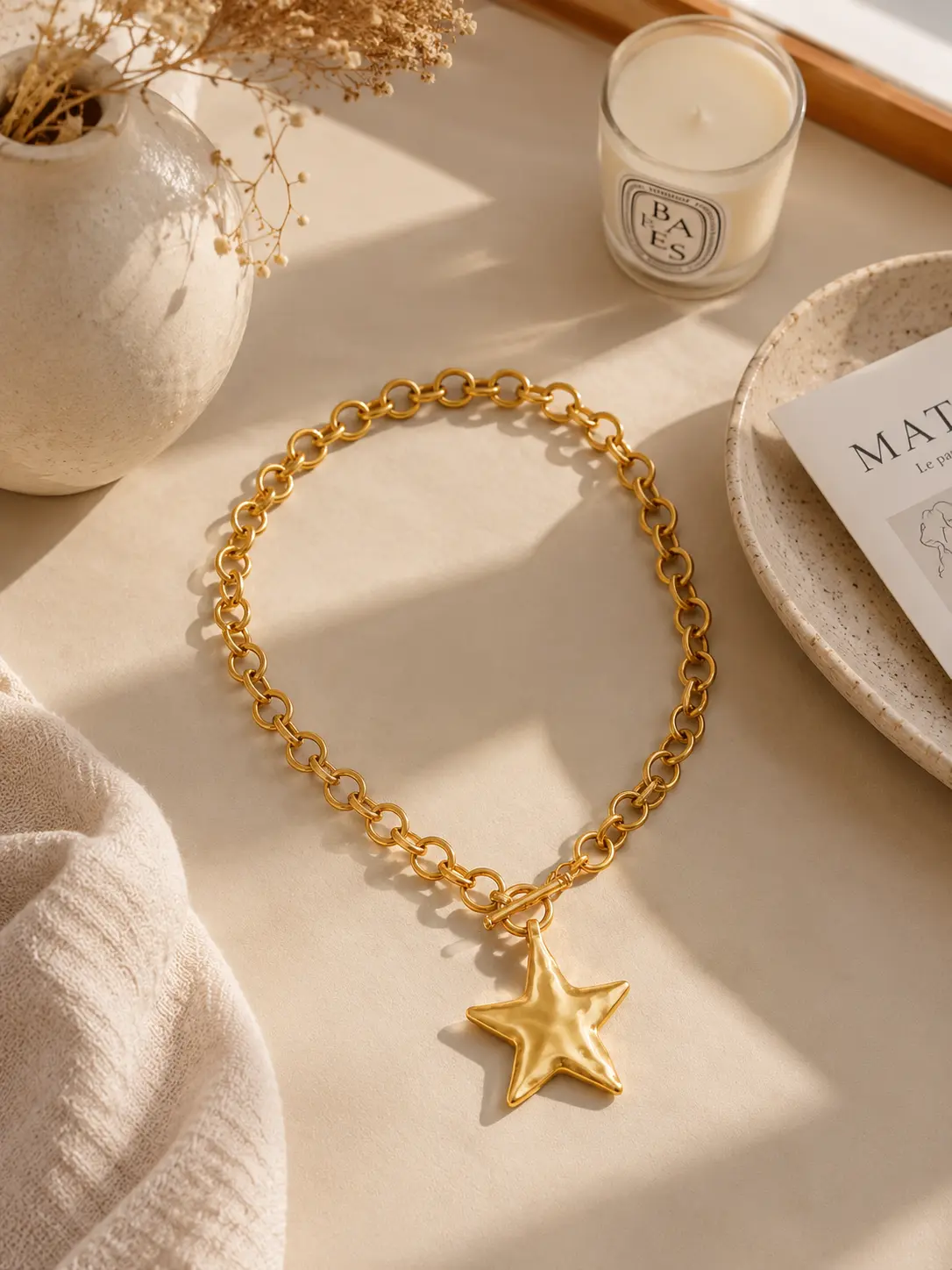 B Gold Star Charm Necklace Bohemian for Women, Chunky Statement Chain Necklace, Coastal Cowgirl Fashion Jewelry, Old Money Aesthetic Accessories, Layering Necklace Trend, Summer Vacation Jewelry, Perfect Gift for Her