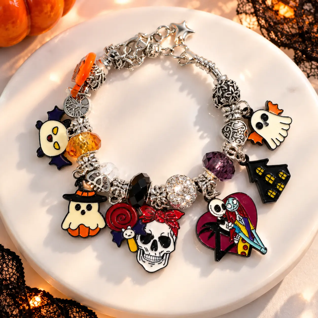 Halloween Charm Bracelet for Women, Gothic Pumpkin Ghost Bat Castle Pendant Bracelet, Vintage Gold Tone Chain Bracelet, Spooky Season Jewelry Gift, Cute Horror Theme Accessories