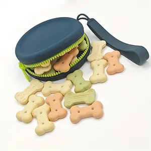 Portable Silicone Dog Treat Training Pouch with Lanyard & Hook, Durable Design for Easy Carrying, Perfect for Outdoor Walks & Training Sessions